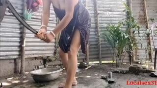 Indian Tamil Village Sexy Bhabi Fucked By Devor In Outdoor