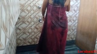 Punjabi Sexy Bhabi Fucked In A Bathroom with Red Tawal