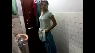 Rakhi sex hot sex with cute desi babe in bathroom